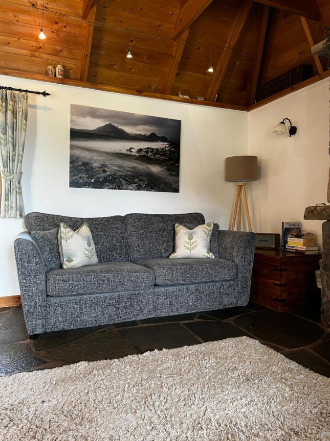 Tigh Phadraig At Marys Thatched Cottages Elgol Exteriör bild